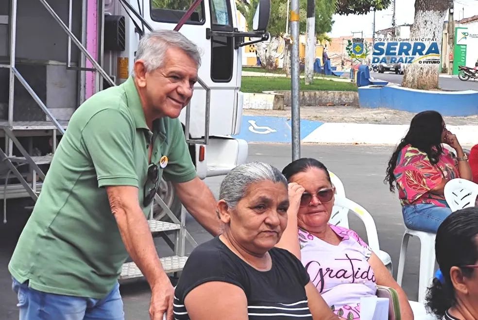 Nesta sexta-feira a gestão municipal através da secretaria de Saúde realizou ação alusiva ao Outubro Rosa pela prevenção do câncer em mulheres.